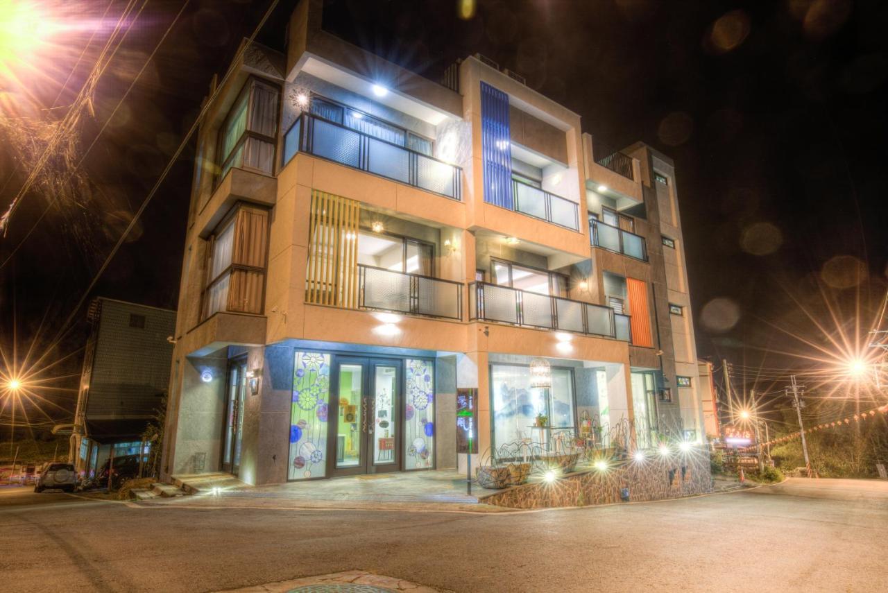 Gasthaus 漫步山嵐 A Walk In The Mist Lugu Exterior foto
